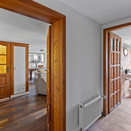 Sabina Monteurwohnung I 75 Zoll Tv I Kueche I Bad I Backofen I Trebbin Luaran gambar